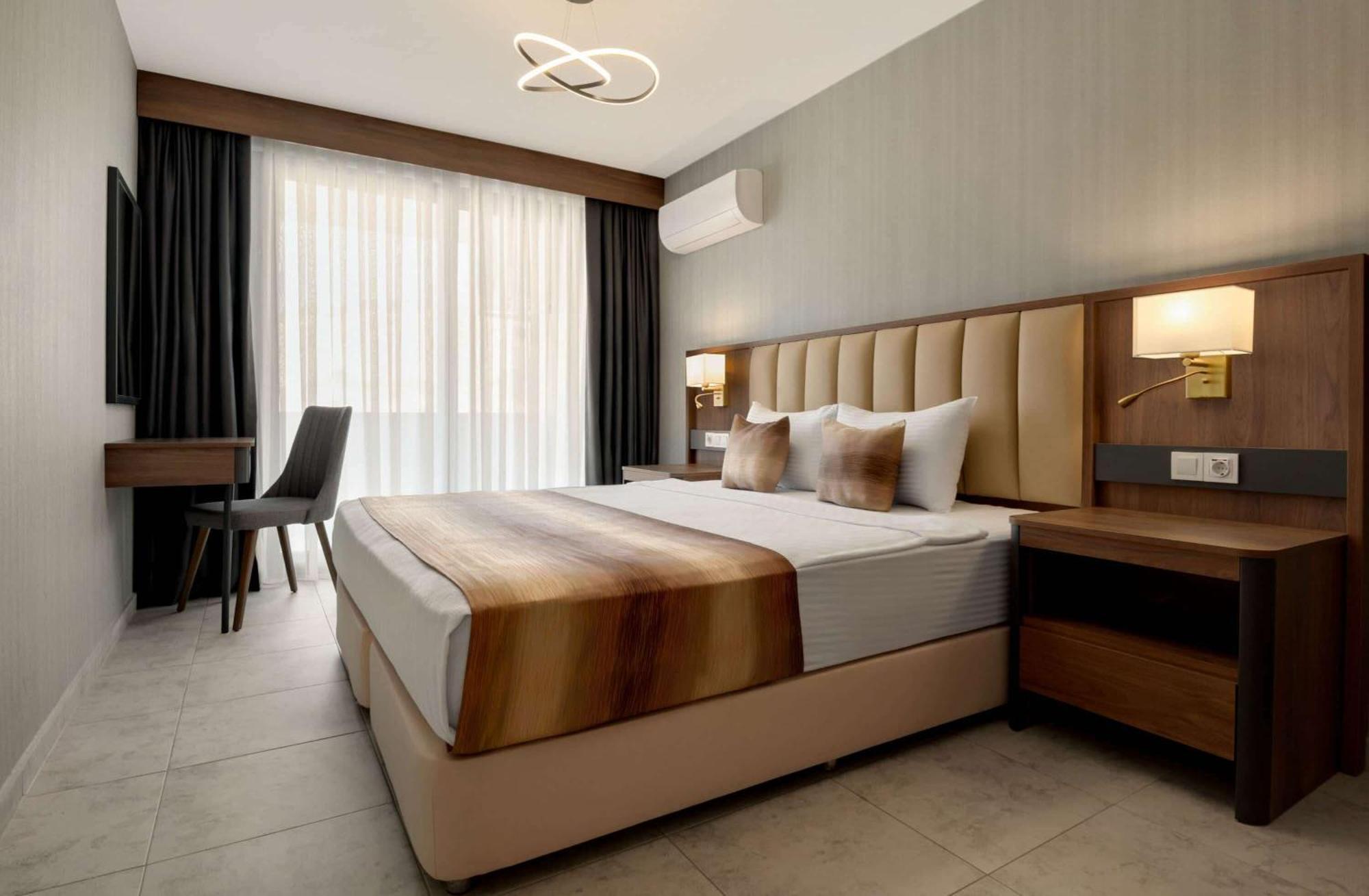 Days Inn By Wyndham Alanya Exterior photo